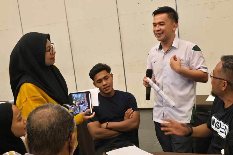Revenue-Driven Marketing Technology Company - Kawan Elite